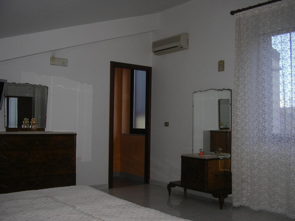 Apartament Terrazza Sul Mare Gioiosa Marea Pokój zdjęcie